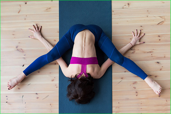 Tortue Yoga (Kurmasana) : Votre Guide Complet pour une Préparation Sécurisée et Introspective